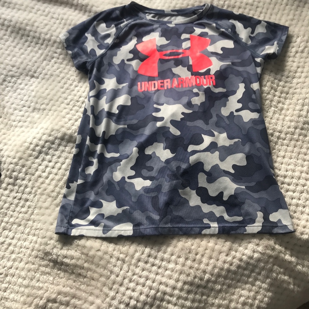 Camo under armor shirt